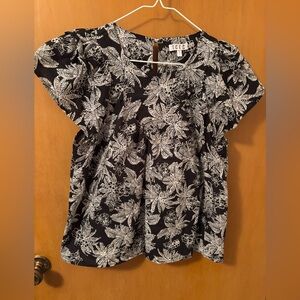 Black and White Tropical Flutter Sleeve Top